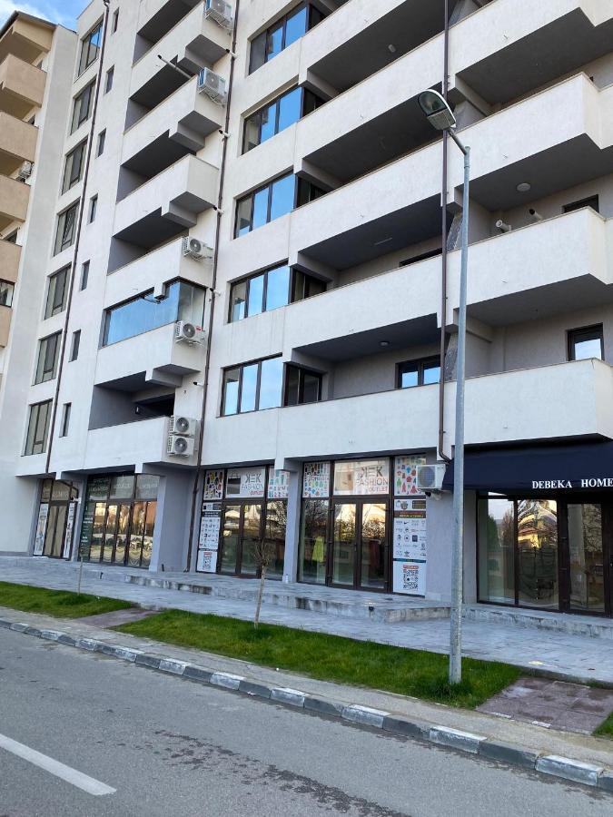 Apartament Apartament Lucian Râmnicu Vâlcea Zewnętrze zdjęcie